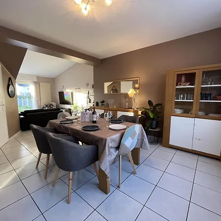 Feriehus La Fratrie Jardin 6p Reve Au Mans Le Mans